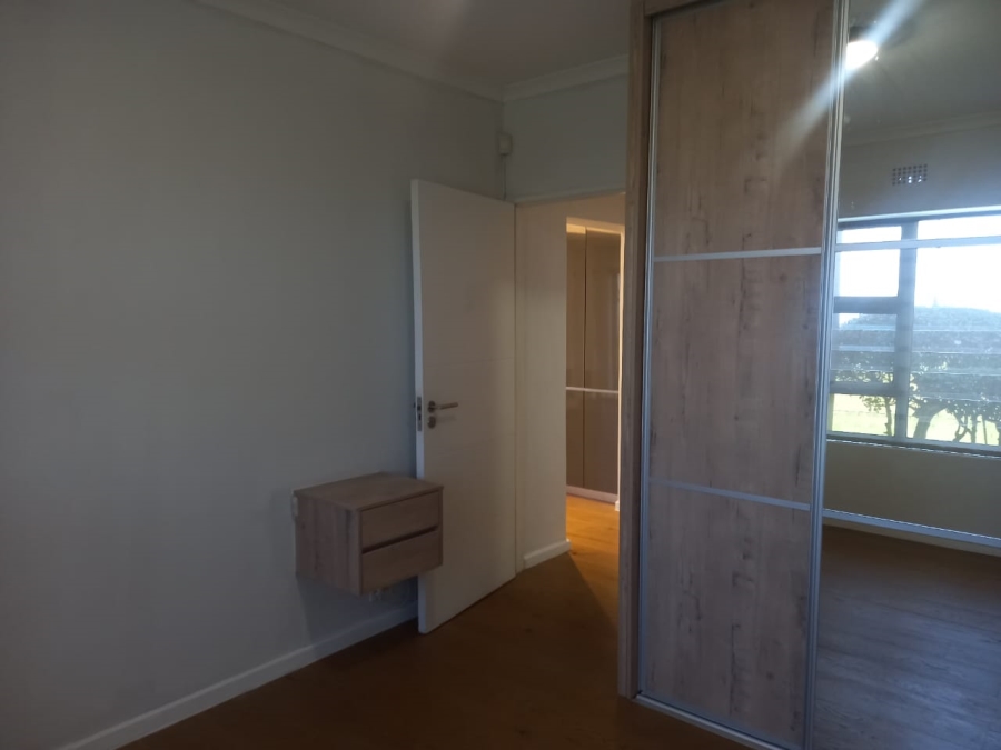 To Let 2 Bedroom Property for Rent in Loevenstein Western Cape